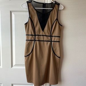 Nude & black sleeveless Qurio dress sz L
